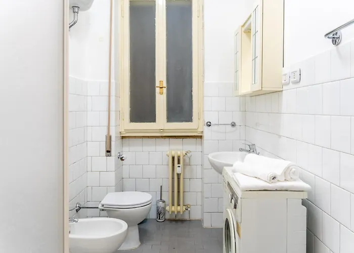 Home Stay Roma Bed and breakfast 4*